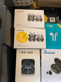 Bluetooth wireless head sets earphones earplugs