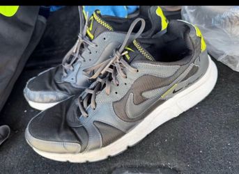men's nike atsuma size 12
