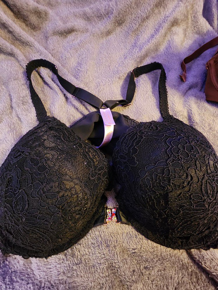 Savage Fenty Bra Size 38DDD ONLY LEFT for Sale in New York, NY - OfferUp