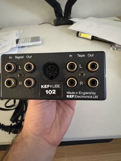 KEF reference 102 Kube Equalizer