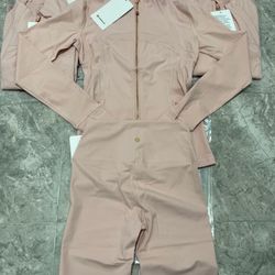 **BRAND NEW LULULEMON SET **
