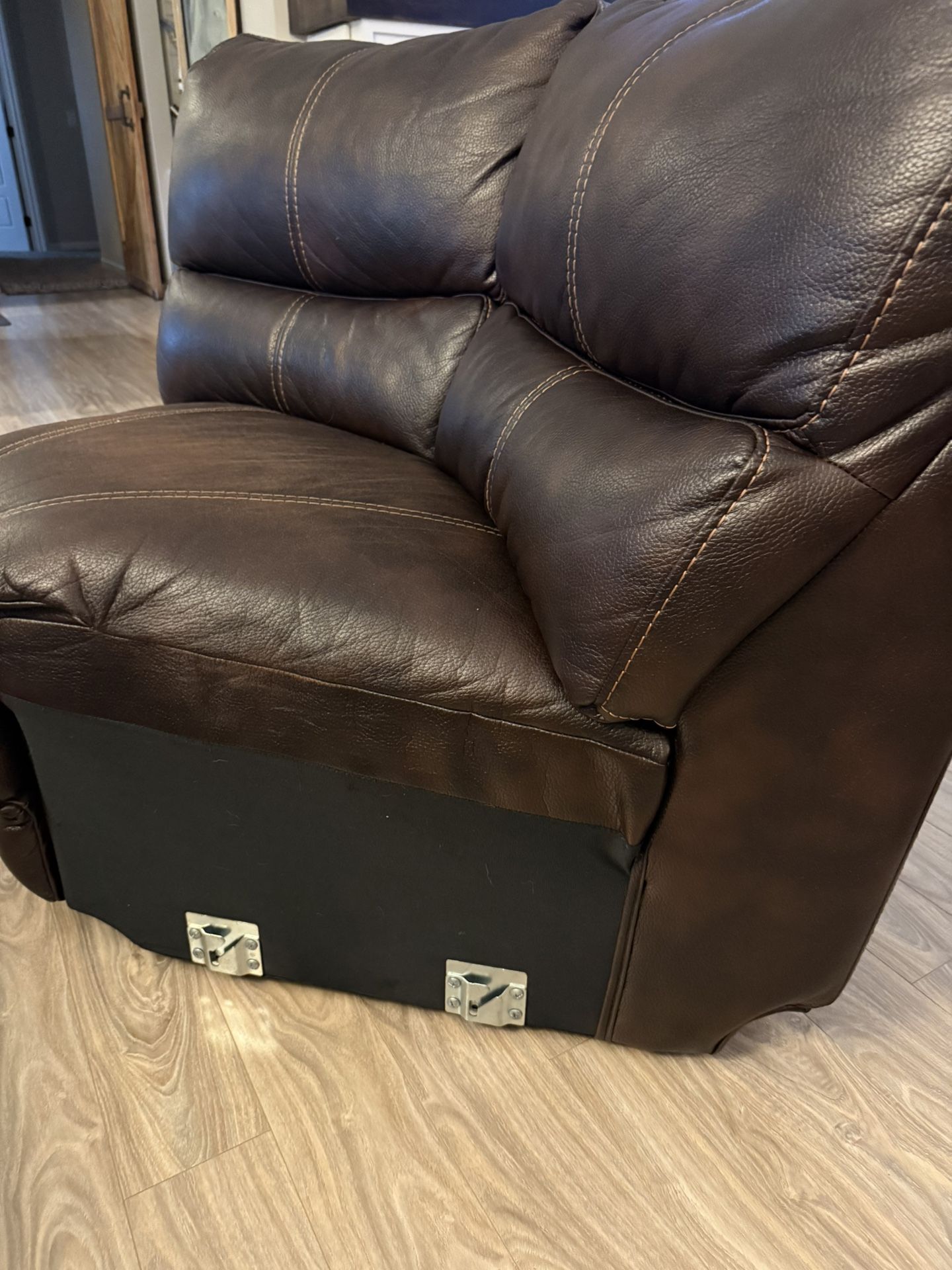 Pegasus Corner Piece Couch Section