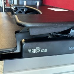 Varidesk Pro Plus Adjustable Computer desk