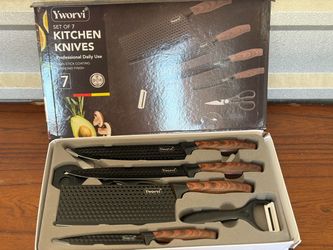 New kitchen knife set