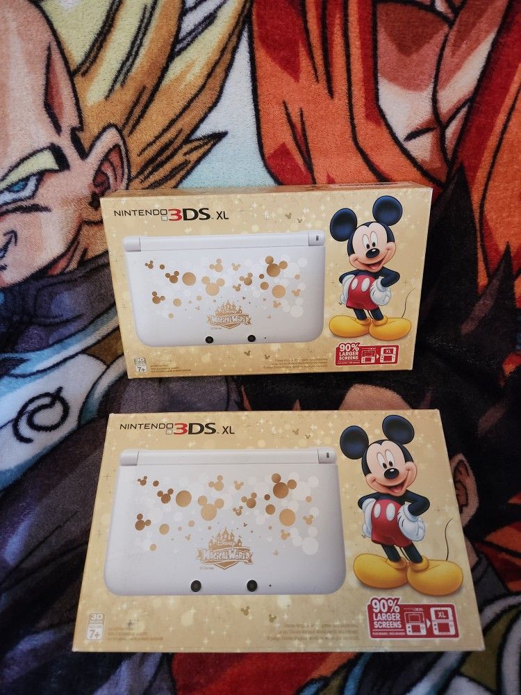 Disney Mickey Edition Nintendo 3DS XL Handheld Console