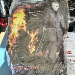 Costume