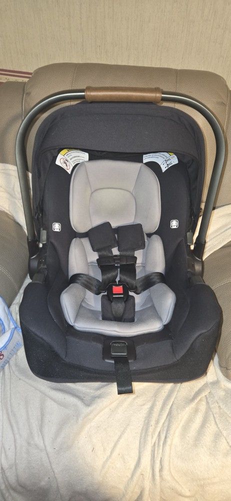 Nuna Pipa Rx Infant Carseats 