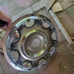 16 in wheel Hubcaps