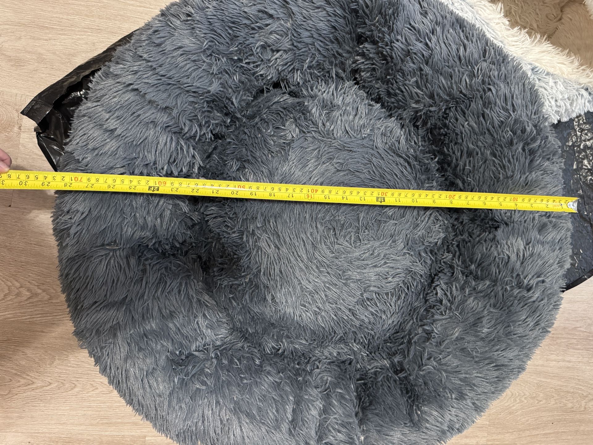 NEW 30" Fluffy Pet Bed - grey, round, fluffy