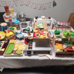 melissa and doug lot WITH DINER