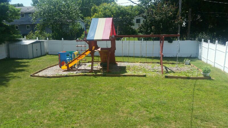 Children's play set