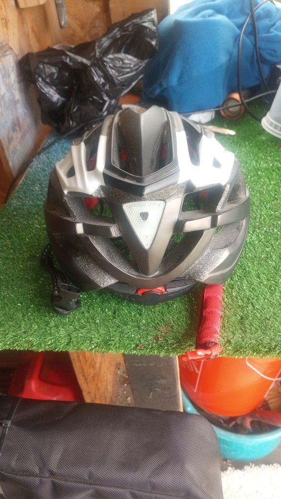 BIKE HELMET