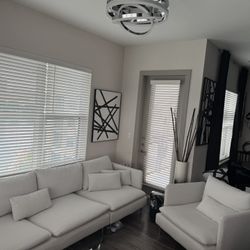 Soderhamn 6 To 7 Seater Sectional Finnsta White