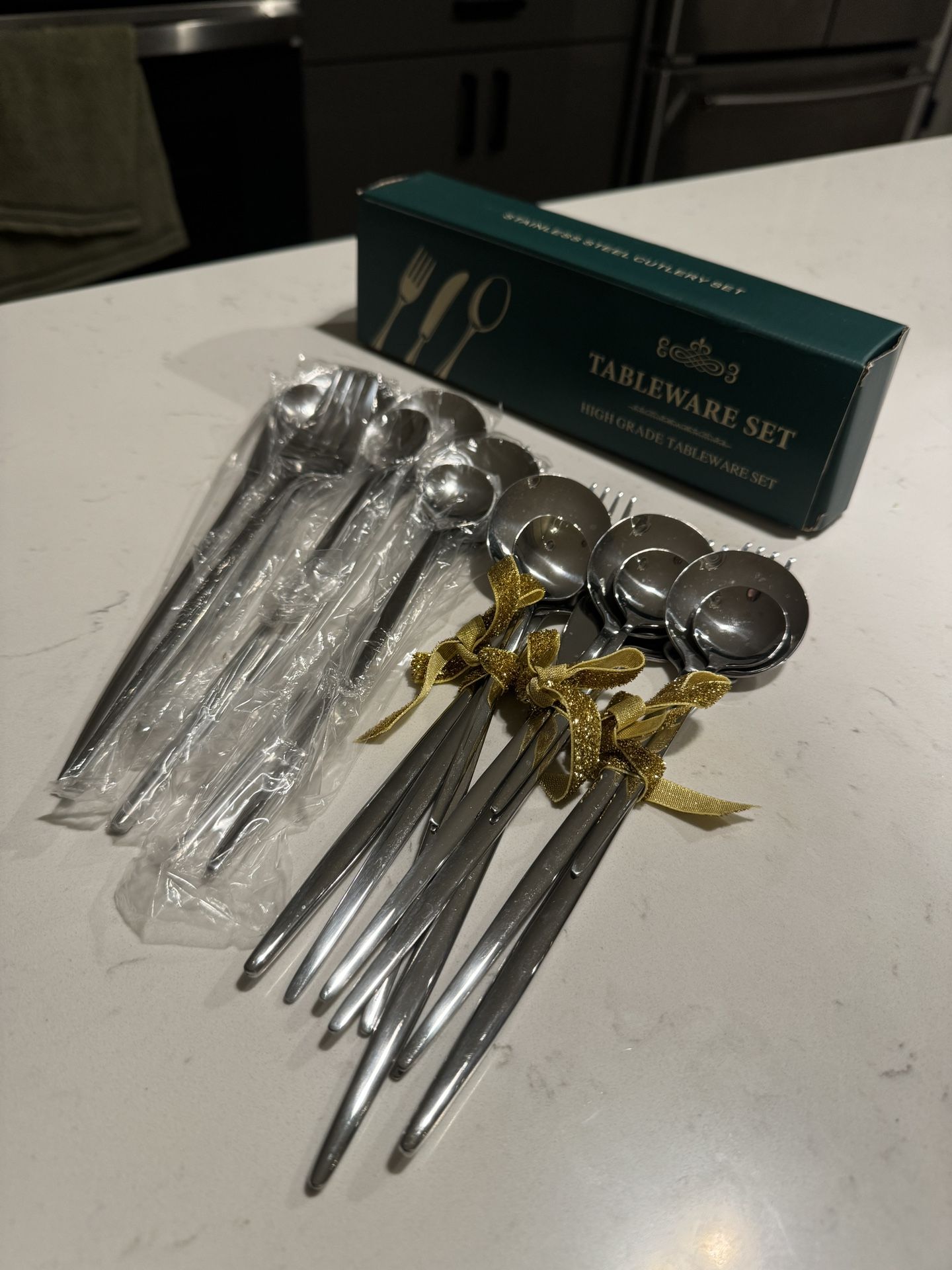 6‑Person Stainless Steel Tableware Set