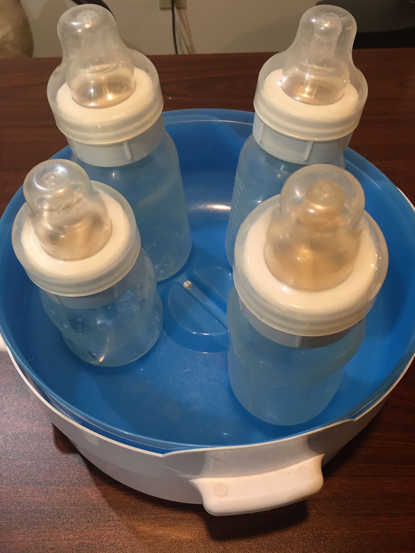 Dr. Brown sterilizer with 4 bottles