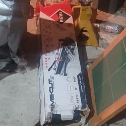 Tile Cutter Brand New In Box 100$