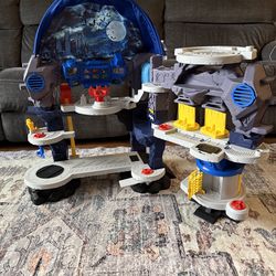 Super Surround Batcave