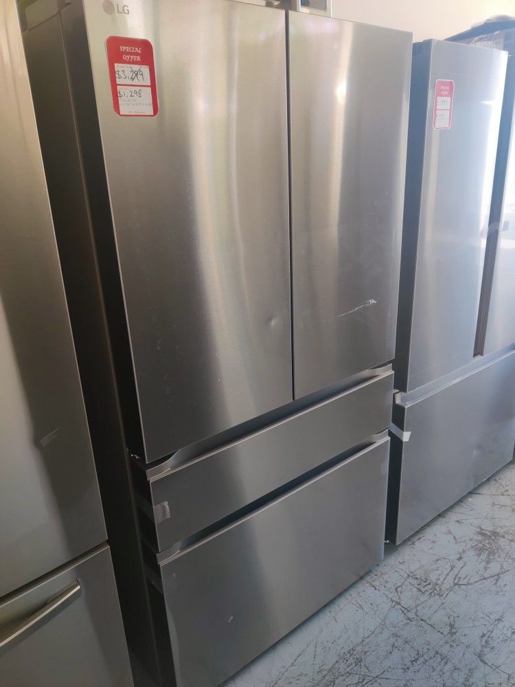 New 30 cu. ft. SMART Standard Depth MAX French Door Refrigerator with Internal Water Dispenser in