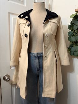 Laundry by design Cream Wool Blend Coat with Black Velvet Collar
