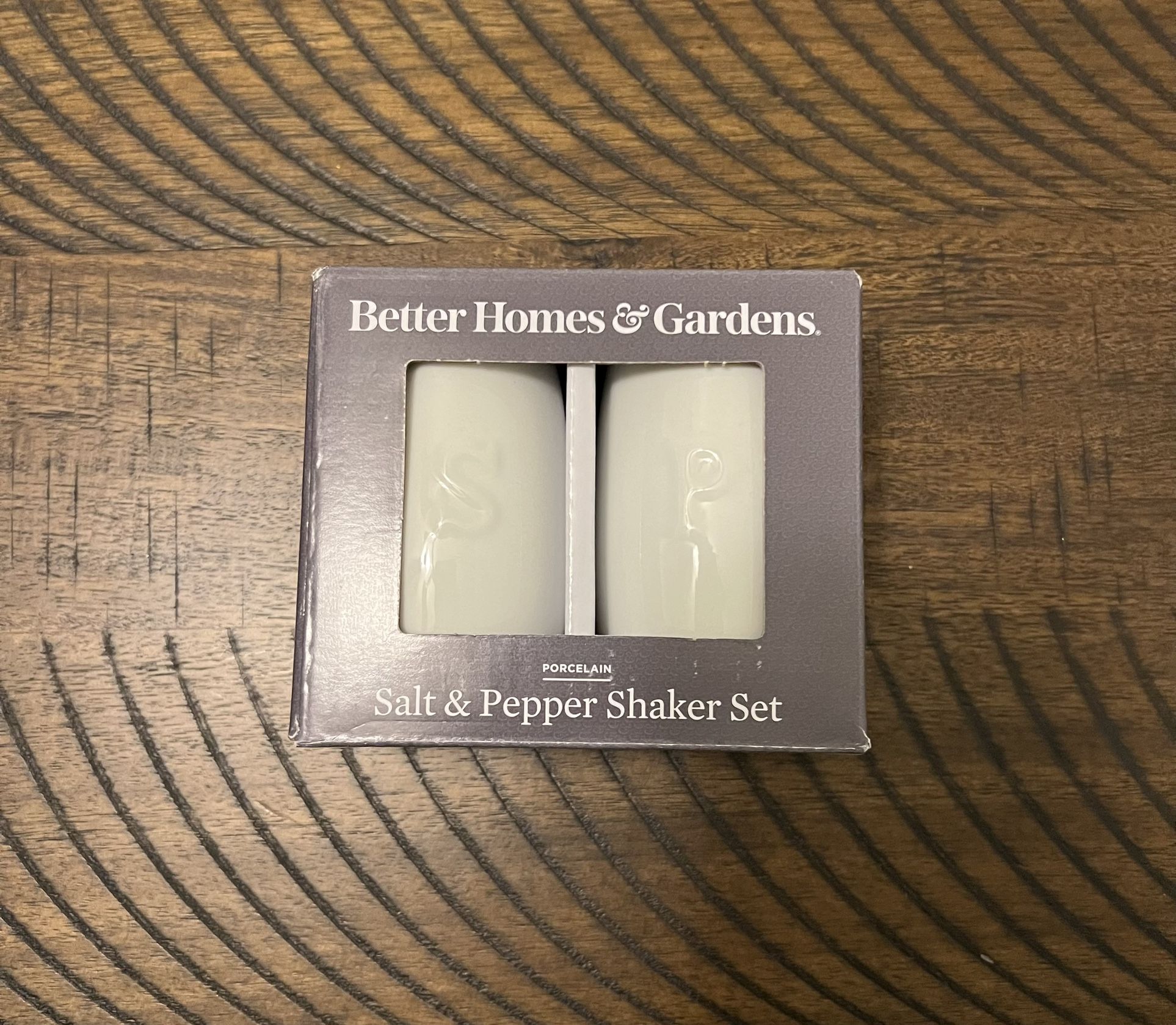 Salt/Pepper Shakers