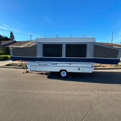 Pop up camper