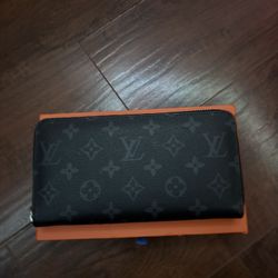 LV wallet men for 65$