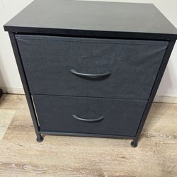 Small Black Nightstand. See Picture For Measurements. Pick Up Or Meet Locally. Read Description 