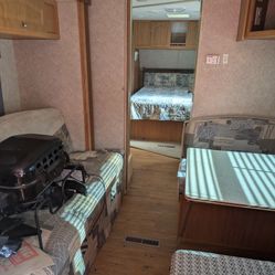 2006 Forest River Grand Surveyor 