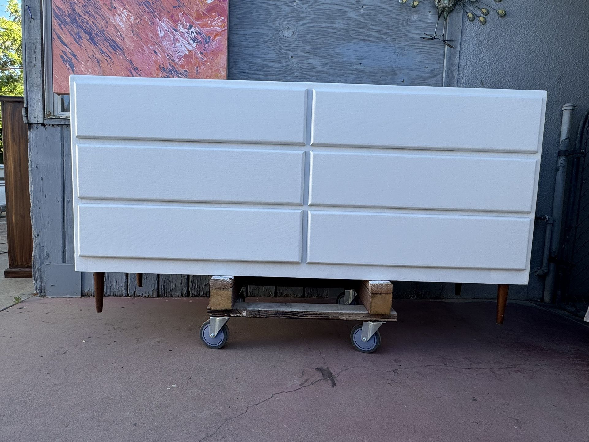 Solid Wood White Long Dresser With Six Big Drawers In Very Good Condition All Drawers Open Just Fine 