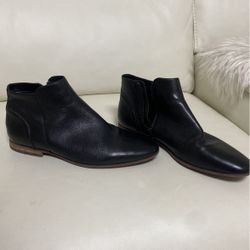Black Leather Shoes