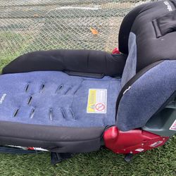 Diono Booster seat in Des Moines - no harness