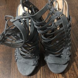 Gray Heels 