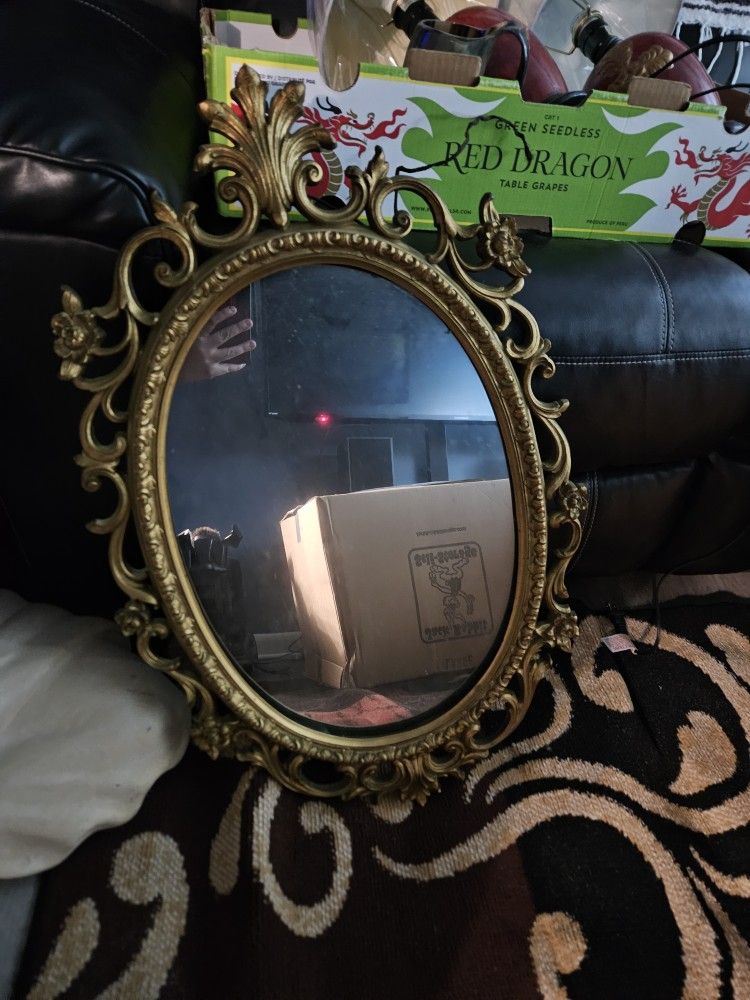 Vintage Victorian Oval Mirror 