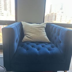 Accent Chair - Like New 