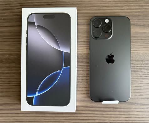 Brand New Apple iPhone 16 Pro Max 256 GB Black Titanium