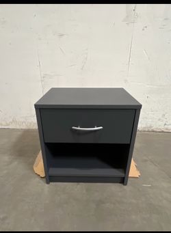New assembled Wood Modern End Table with Open Storage Shelf for Bedroom