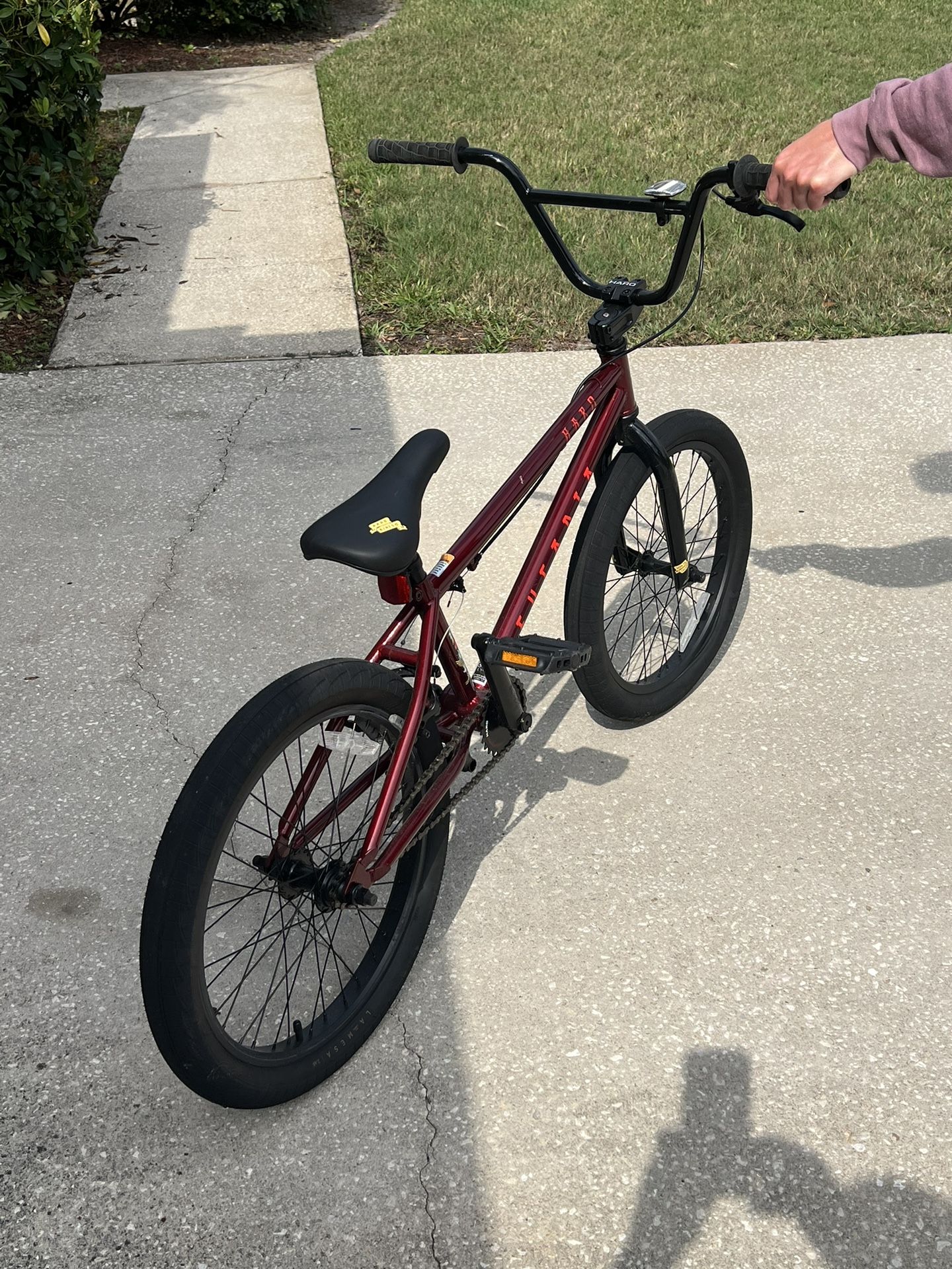 haro leucadia bmx bike red