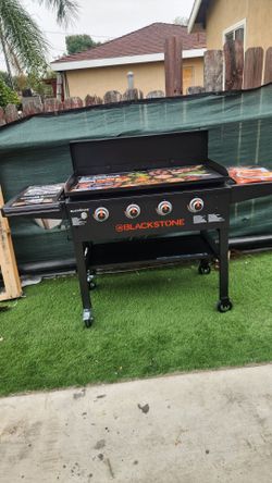 Blackstone Original Outdoor Griddle, 4-Burner 36 Inch Flat Top Grill with Hard Cover, Black