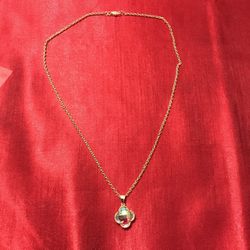 18” Chain With Crystal Clover Pendant. 14k Gold Plated. Ideal Gift To Mother’s Day, Birthday, Celebration And More.