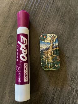Vintage 70’s tiny tin