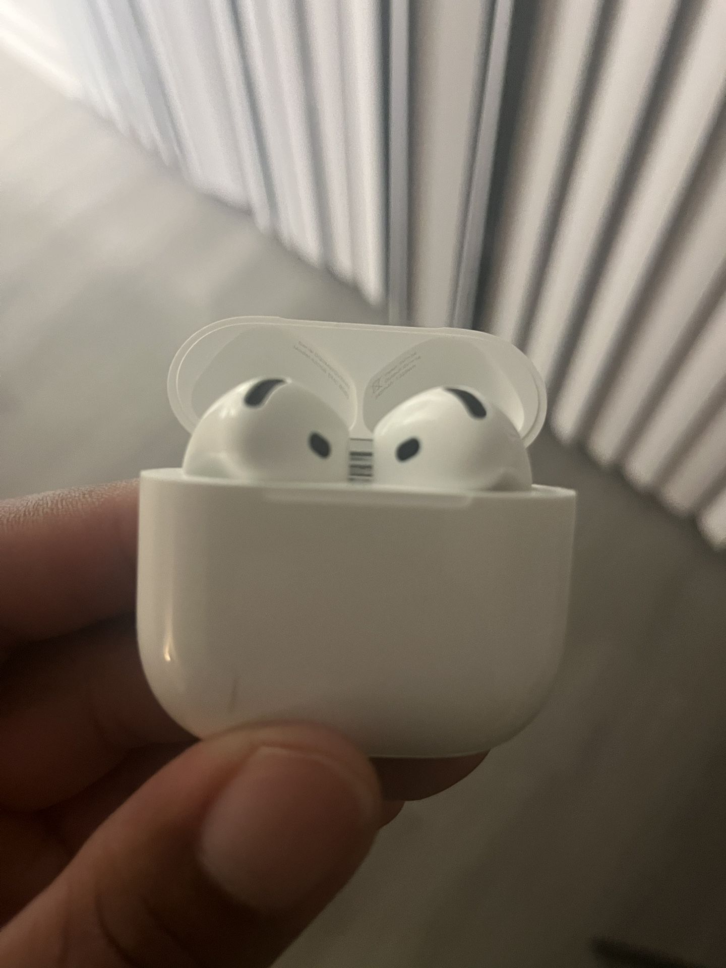 Apple AirPod 4th gen