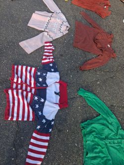 Lot of 4 girls sweaters in great condition 2 are categen style