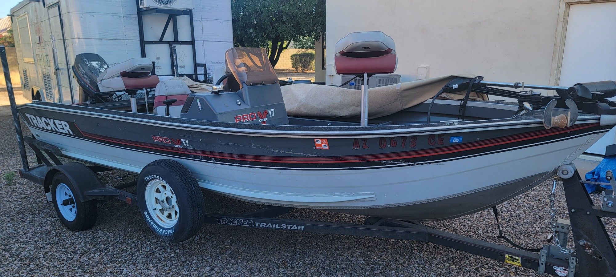 1990 Tracker Pro V 17