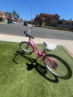 Electra step thru cruiser bike