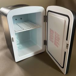 Mini Fridge Chefman Dark Grey Portable