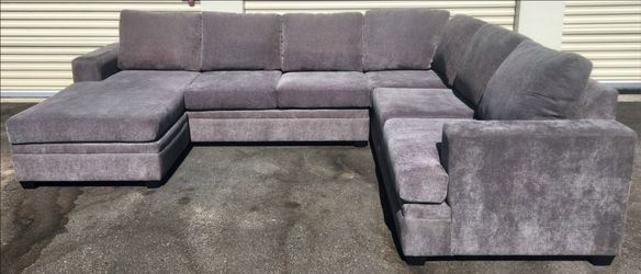 Living Spaces Bonaterra Sectional Couch