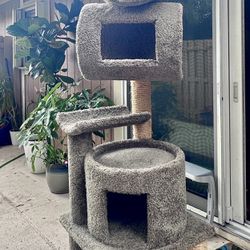 Heavy Carpet Cat Tower
