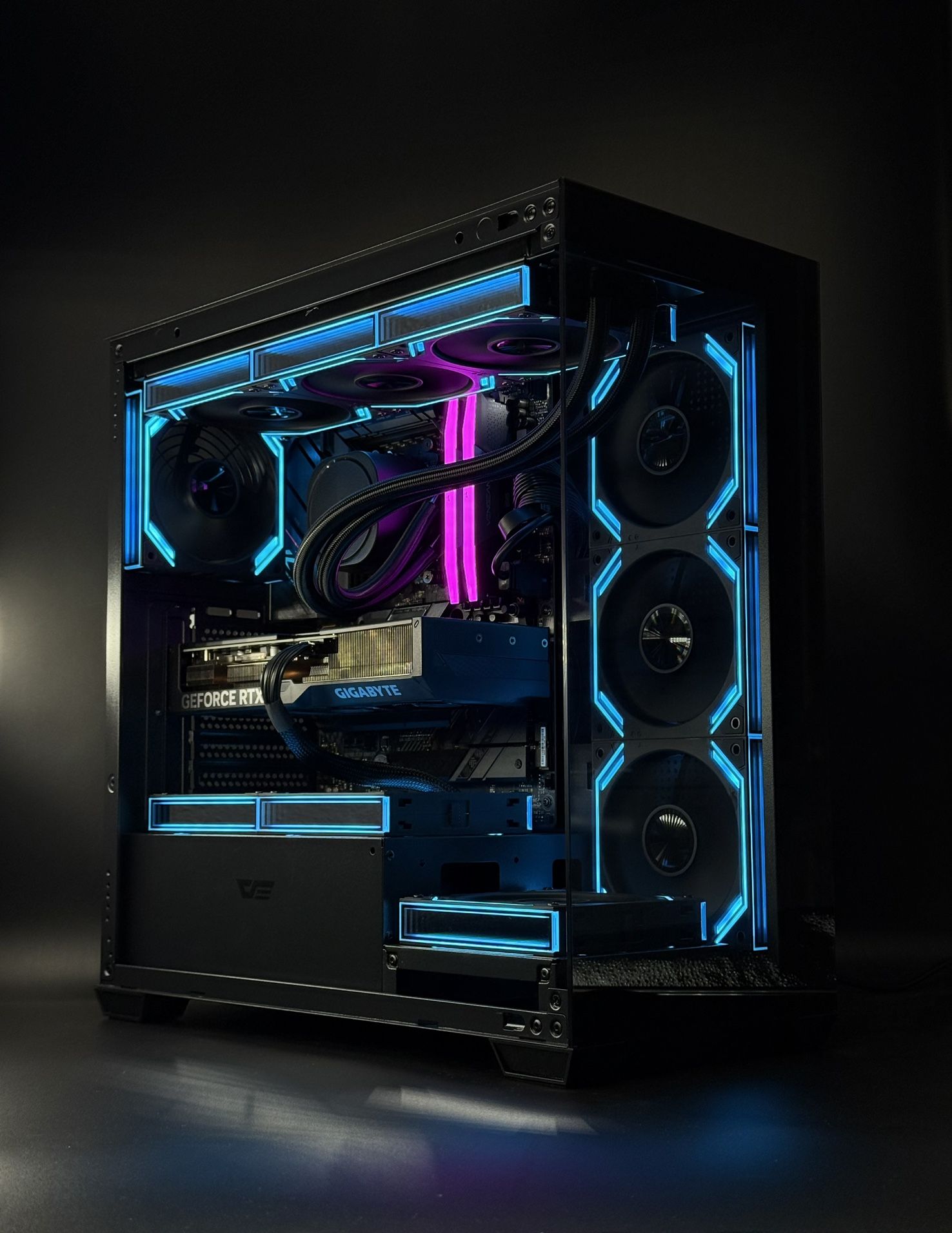Gaming PC Ryzen 5 9600x RTX 4070 Super