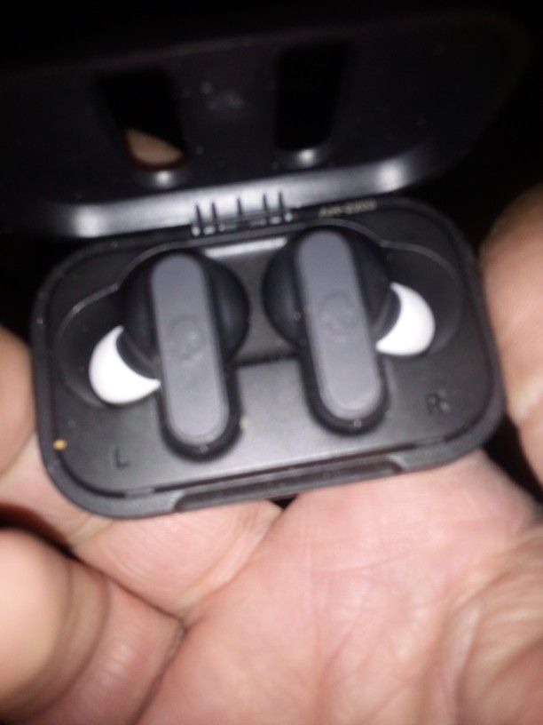 Dime 2 Skull Candy Wireless Earbuds