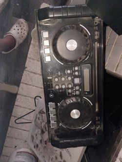 Black DJ Controller with Dual Jog Wheels